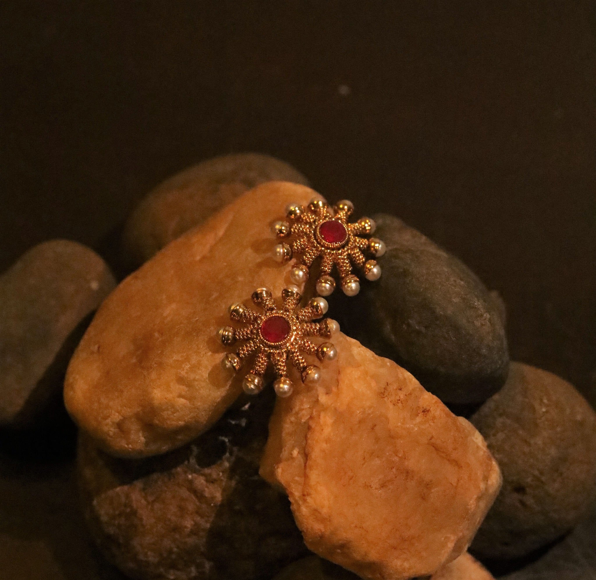 Red Stone Round Moti Earrings