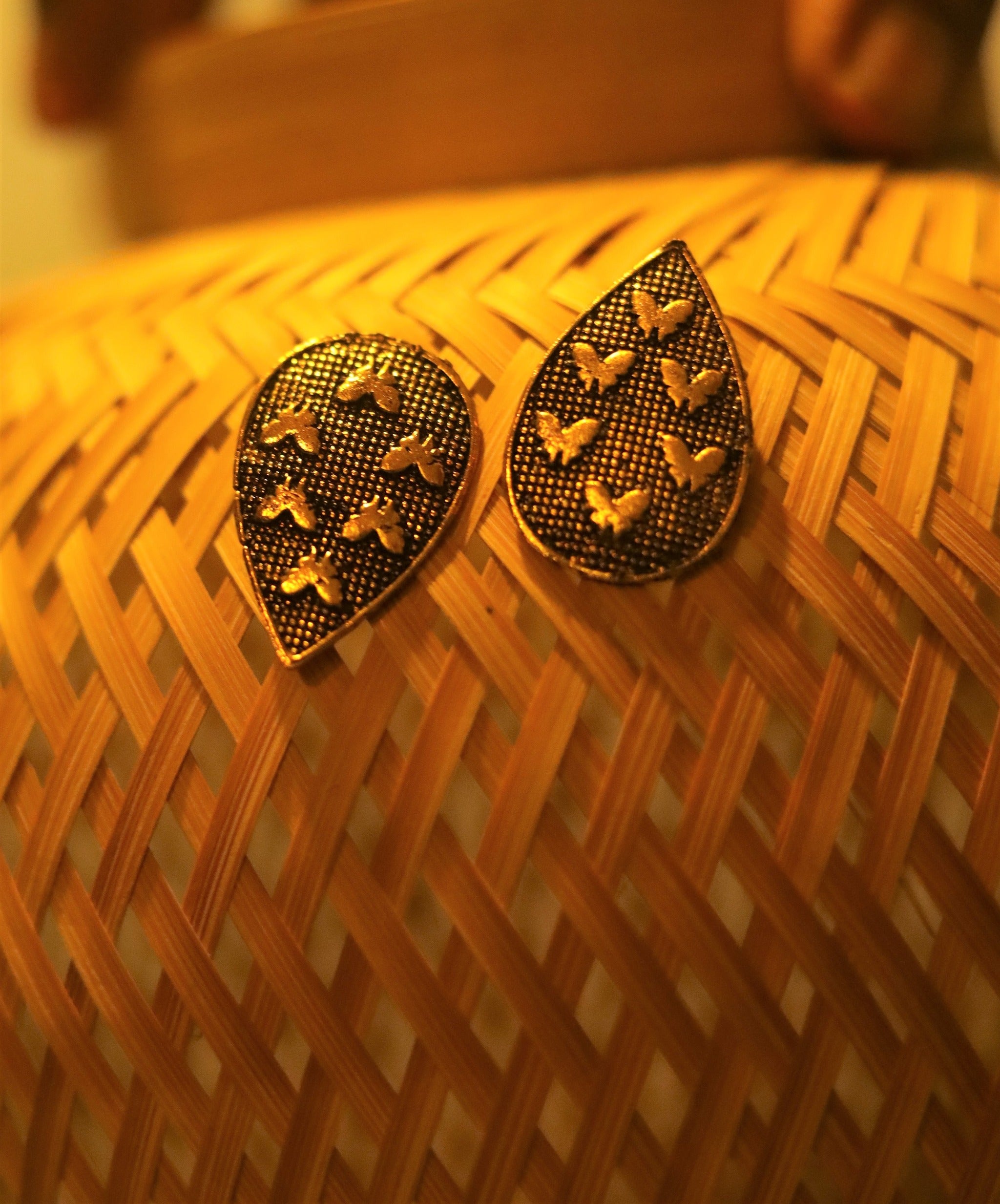 Antique Leaf Earrings