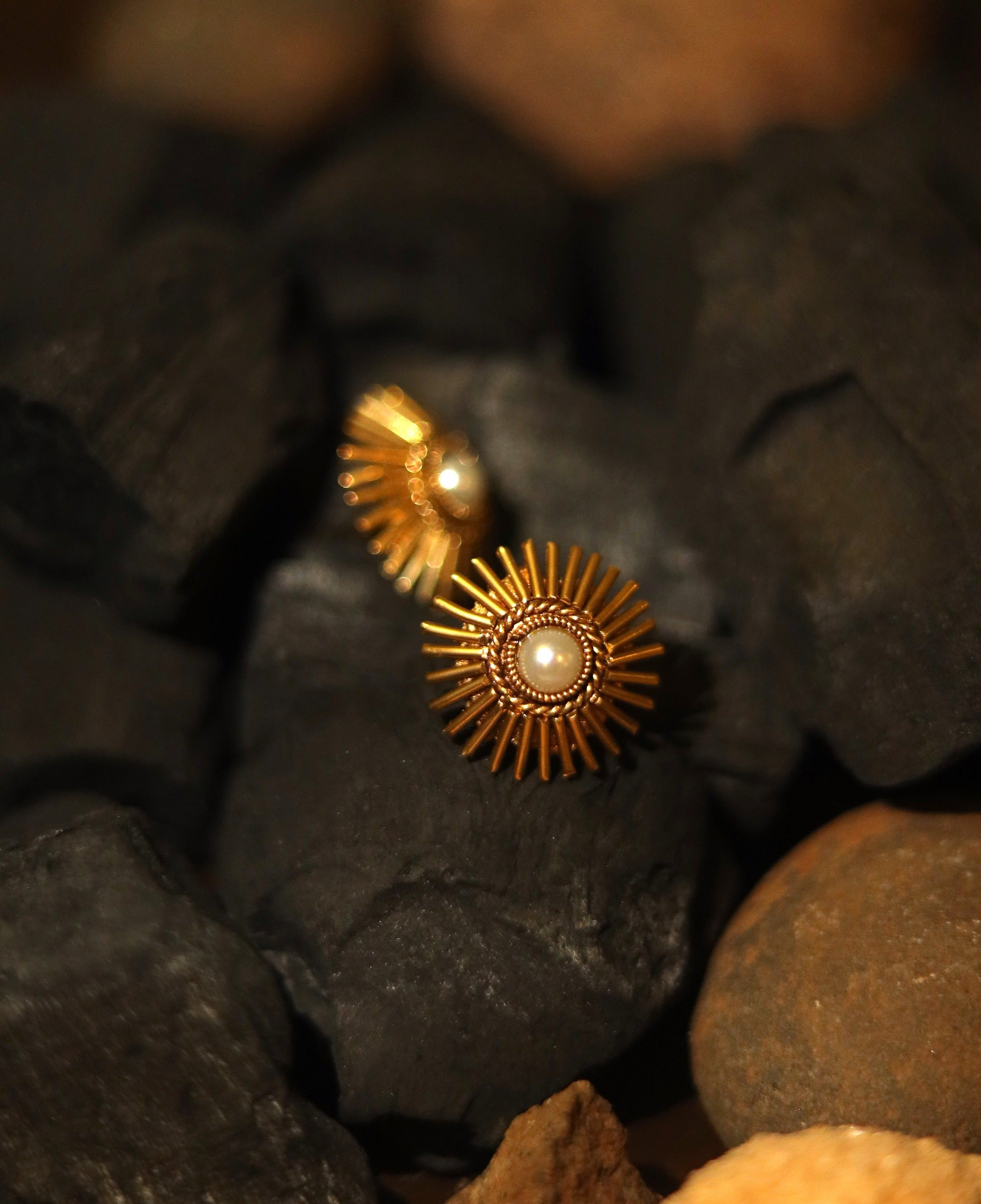 Zircon Sun Stud Earrings with Pearl