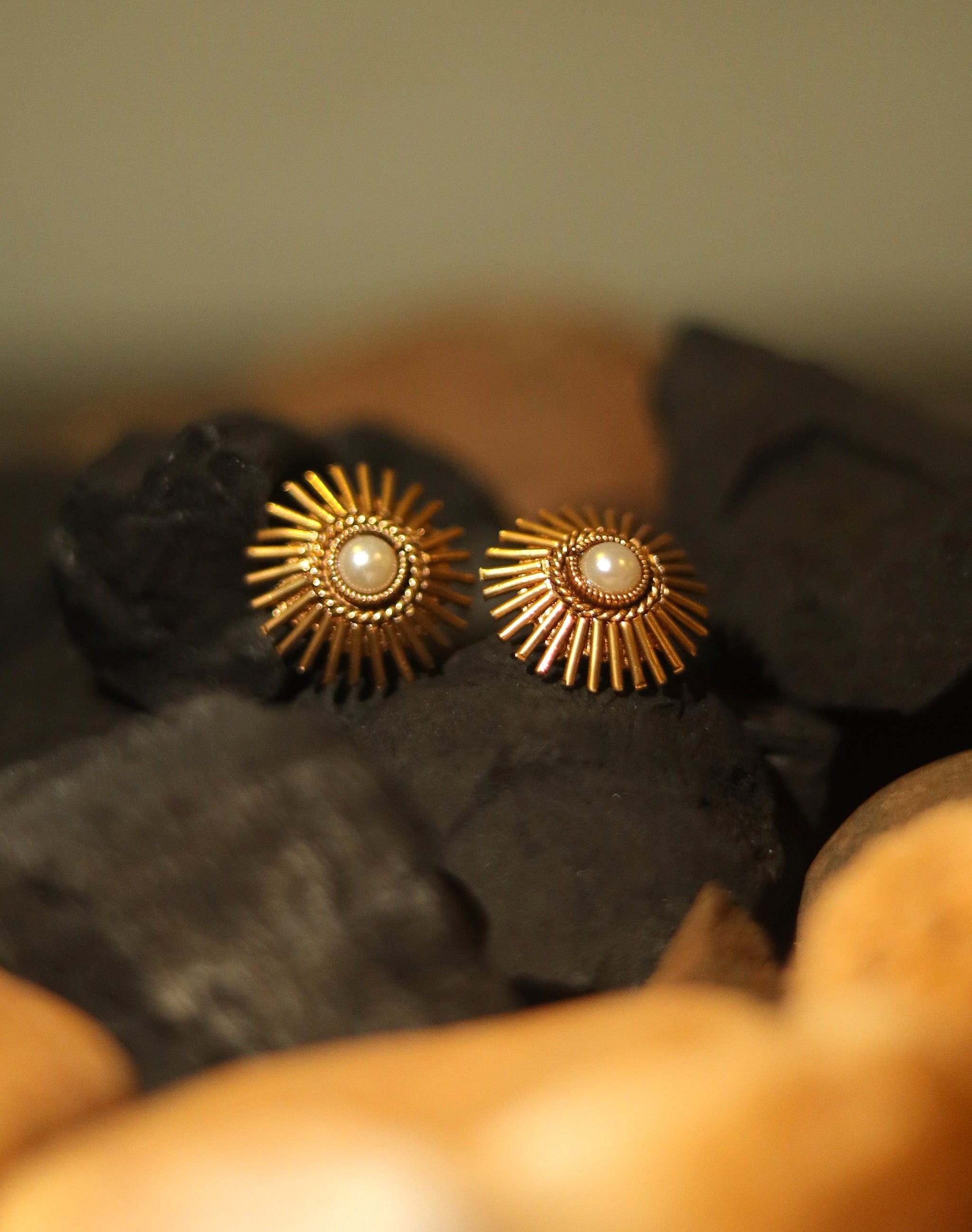 Zircon Sun Stud Earrings with Pearl