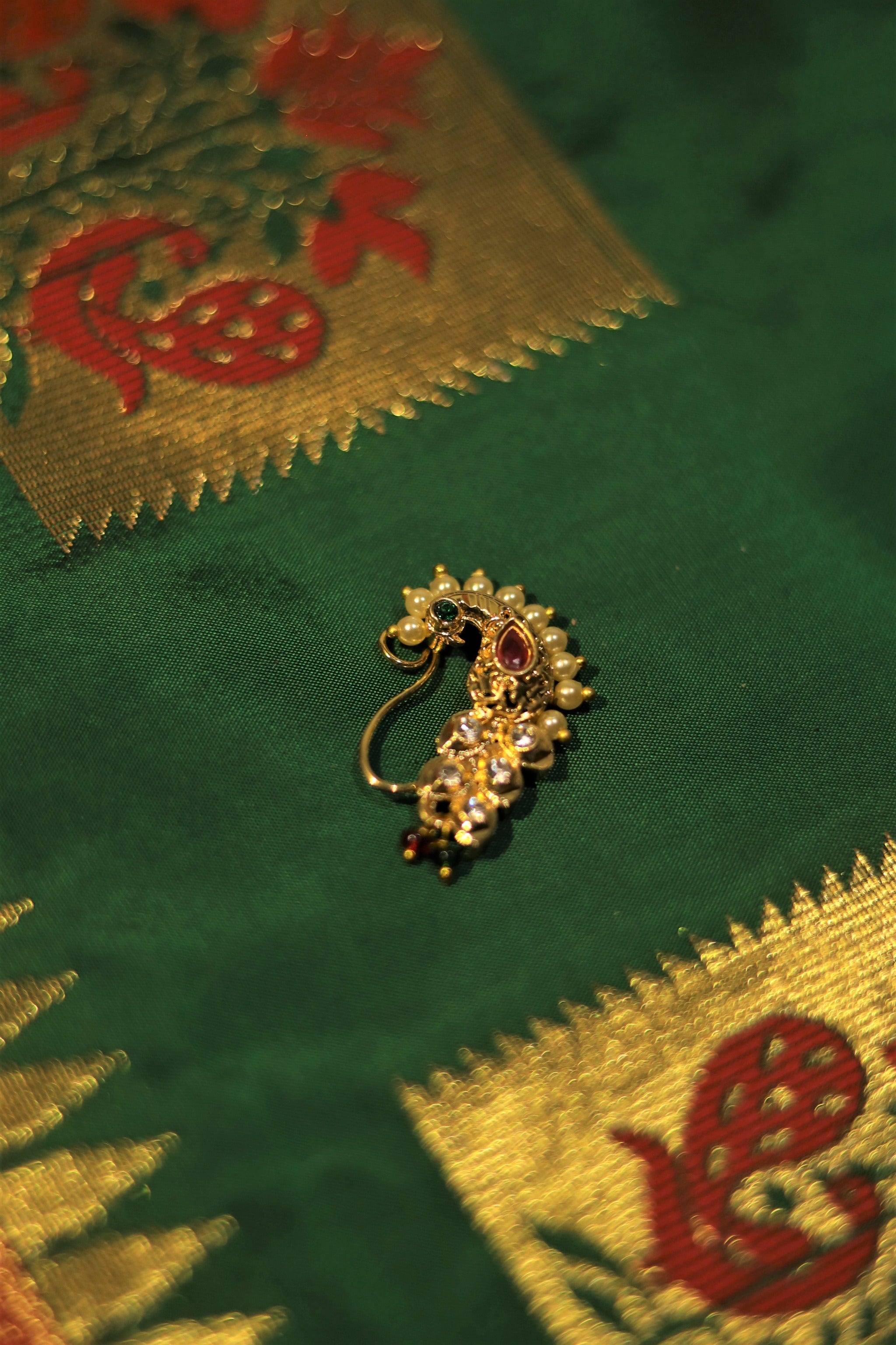 Traditional Gold Plated Peacock Feather Nath