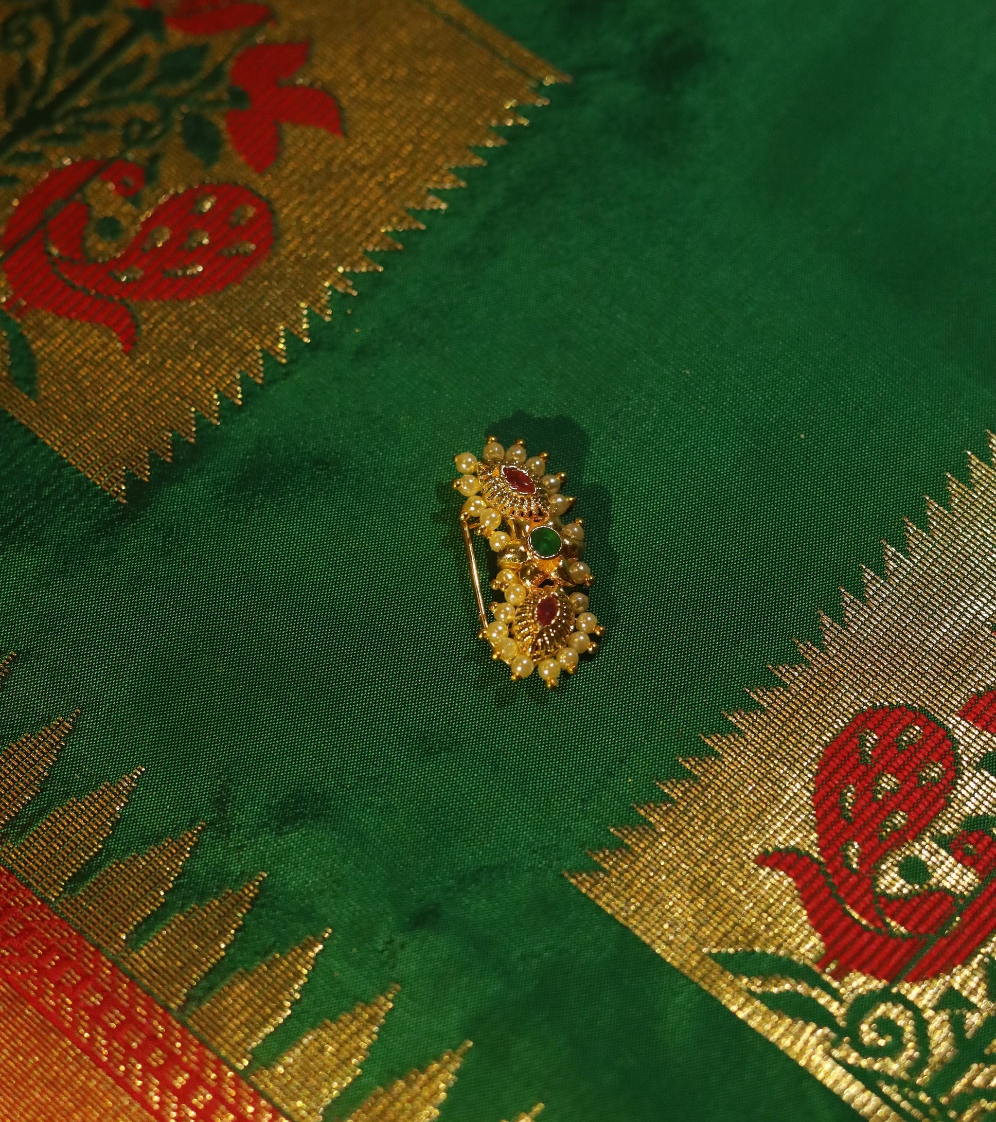 Gold Plated Maharashtrian Bridal Stone Nath