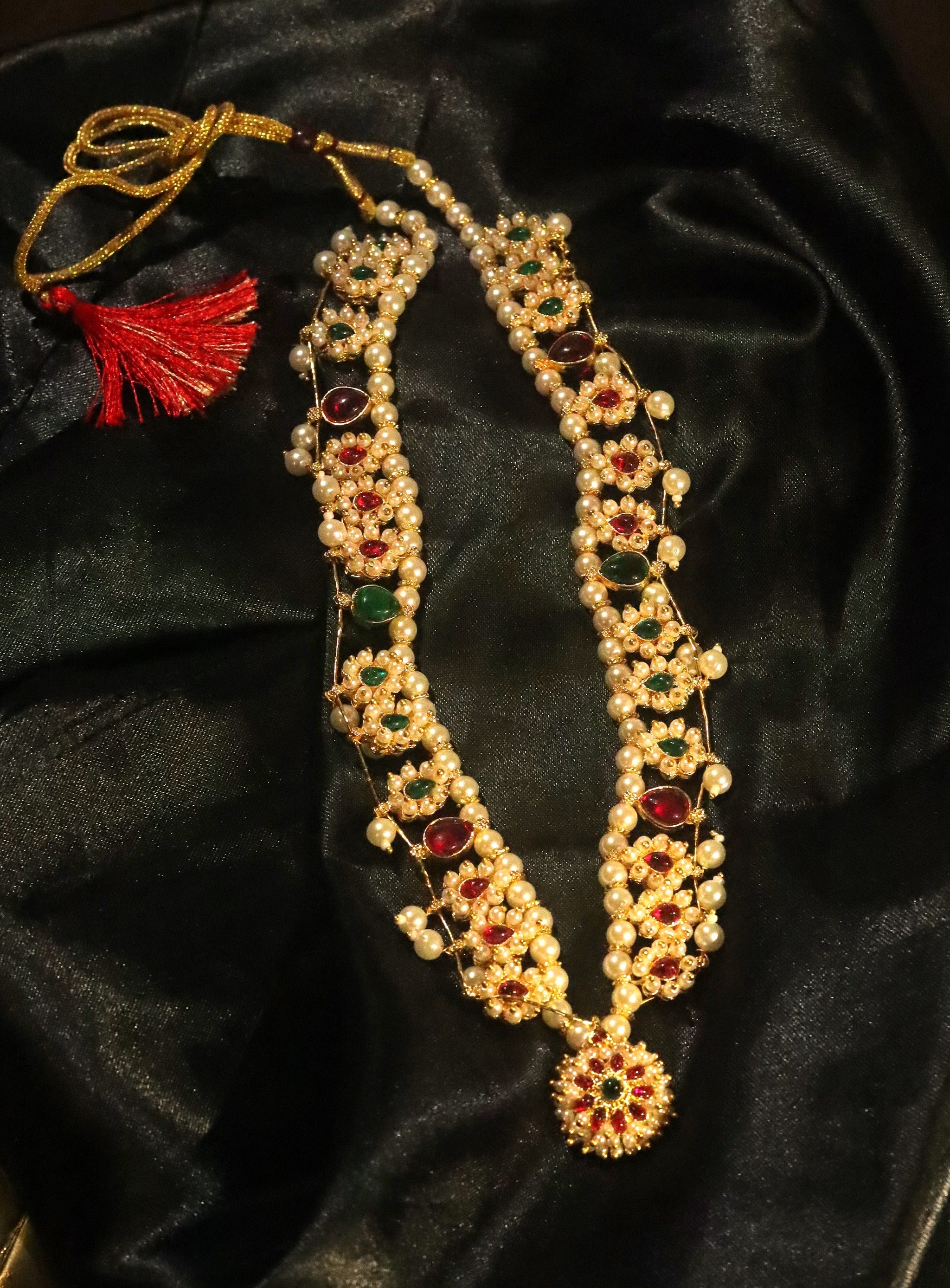Traditional Kolhapuri Saaj Moti Necklace