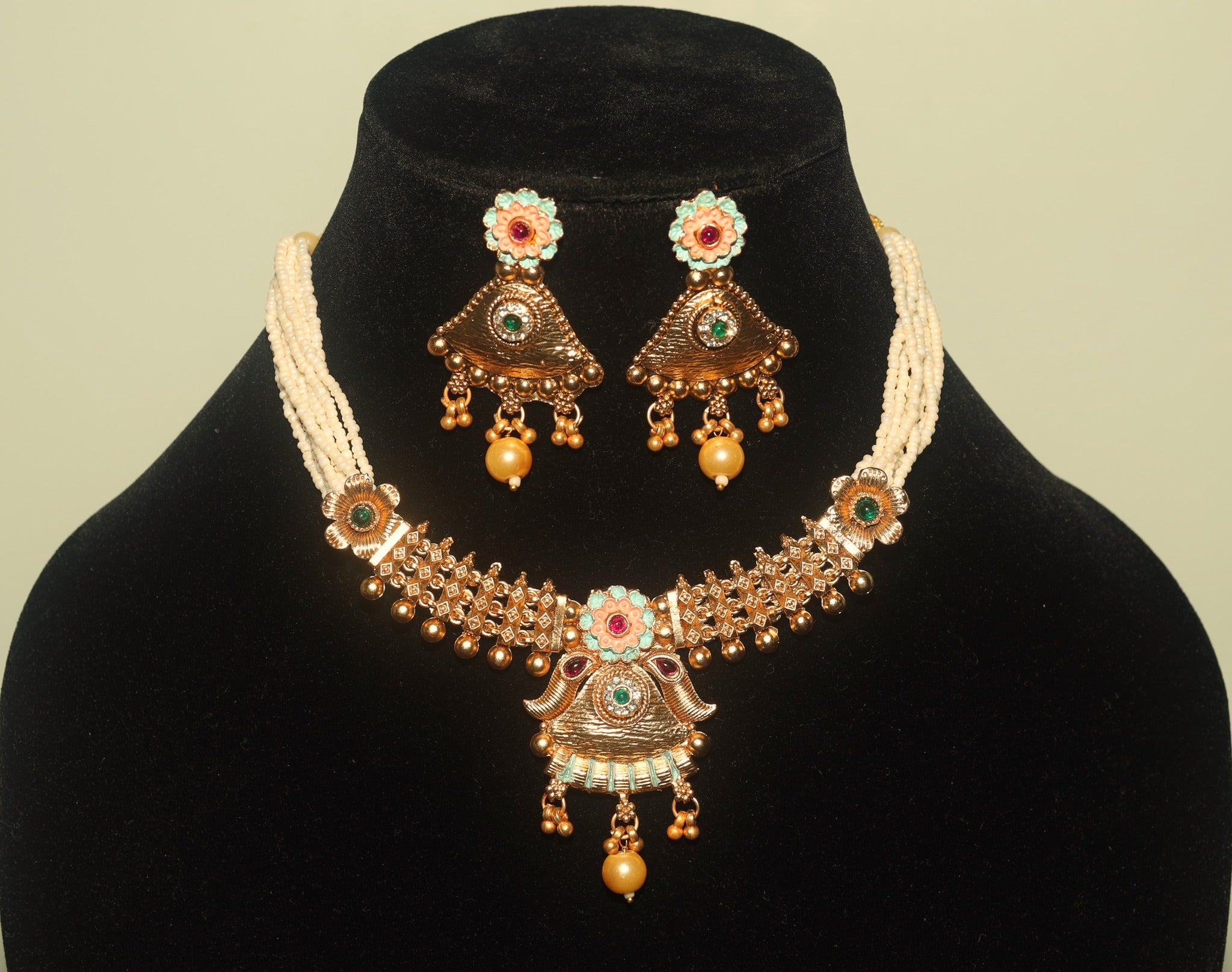 Beautiful Rajwadi Meenakari Choker Necklace Set