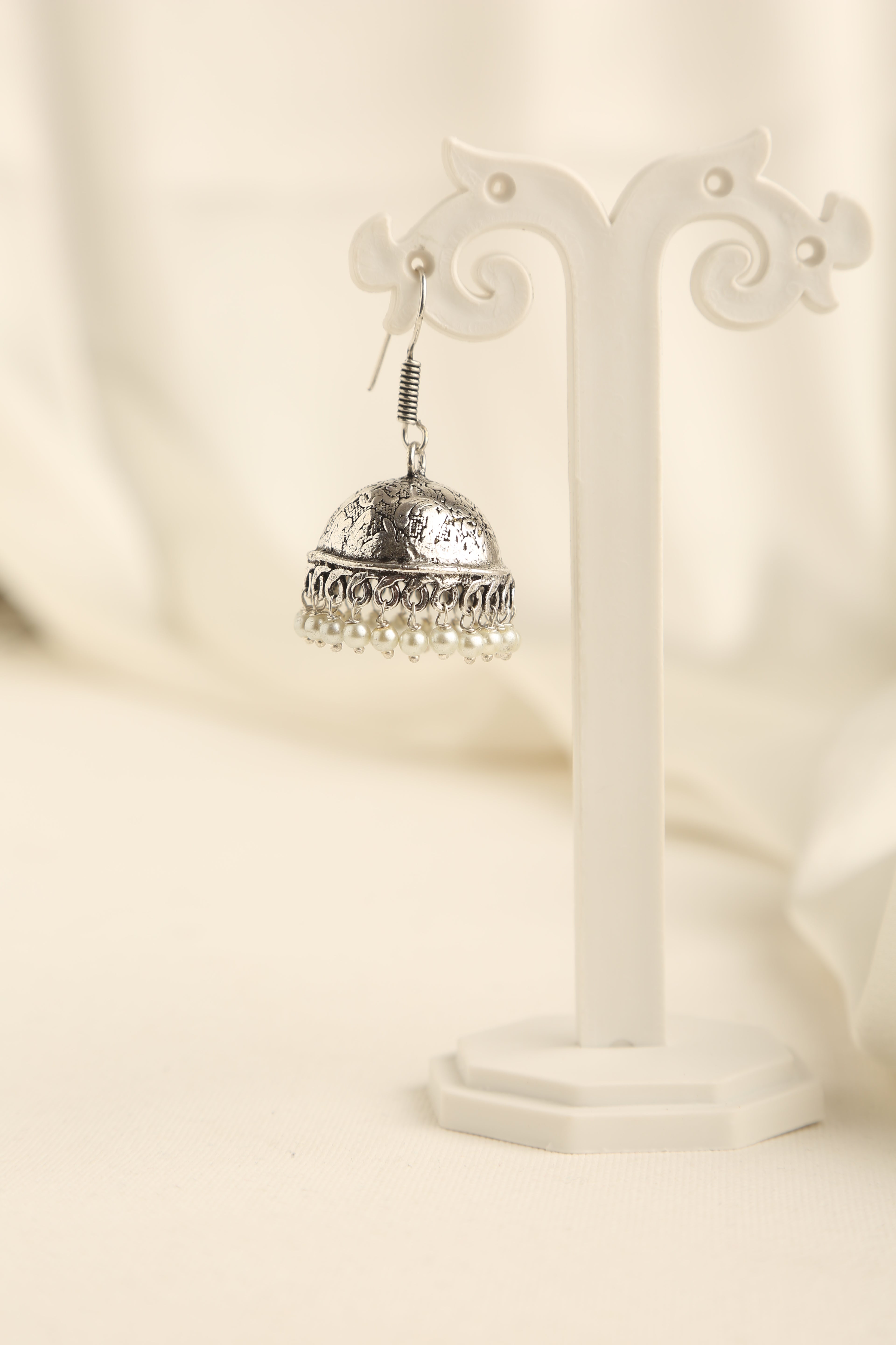 Antique Silver Tone Gem Dangling Pearl Drops Jhumki Earring For Women