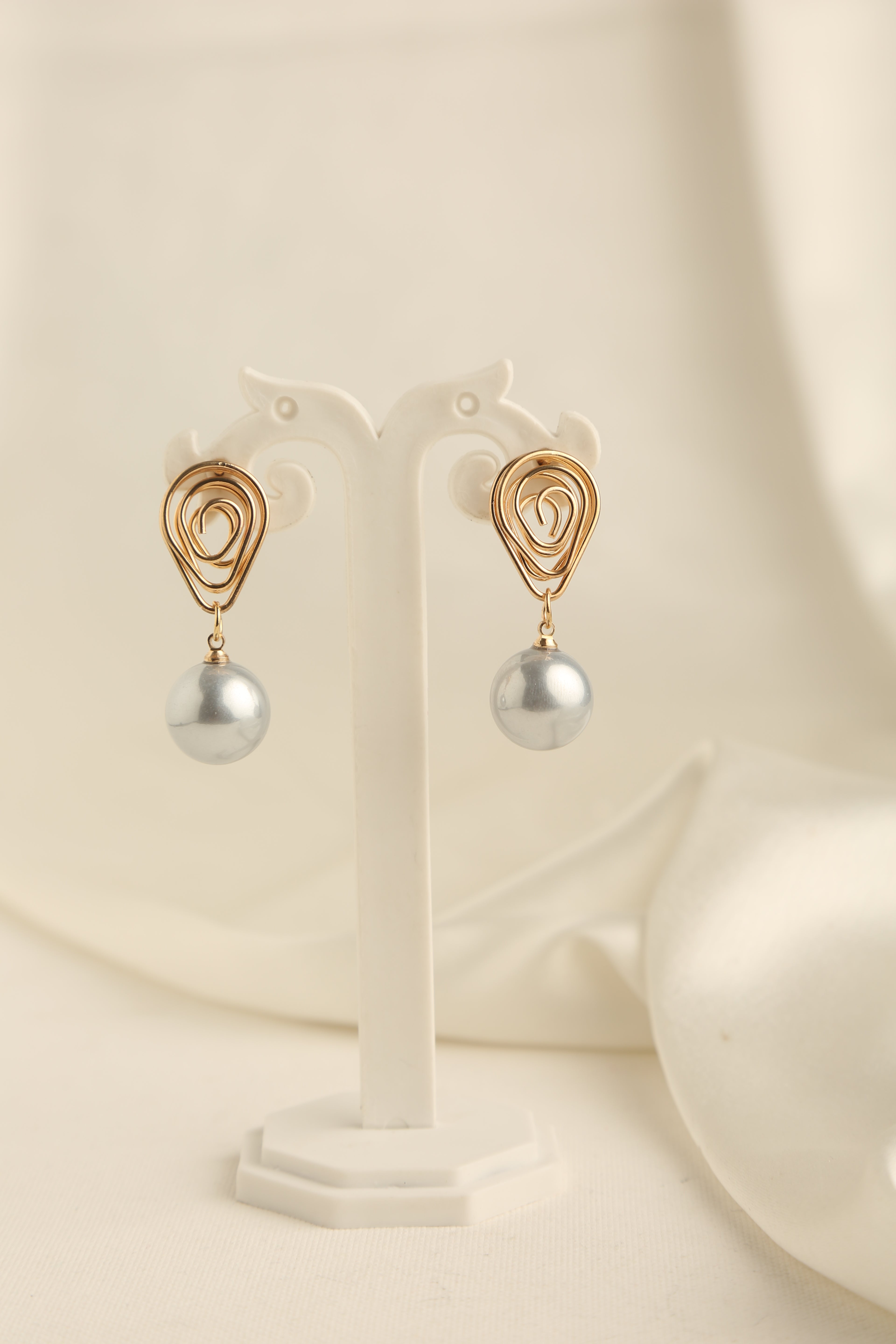 Gold Polish Heart Shaped Single Pearl Earrings for Women