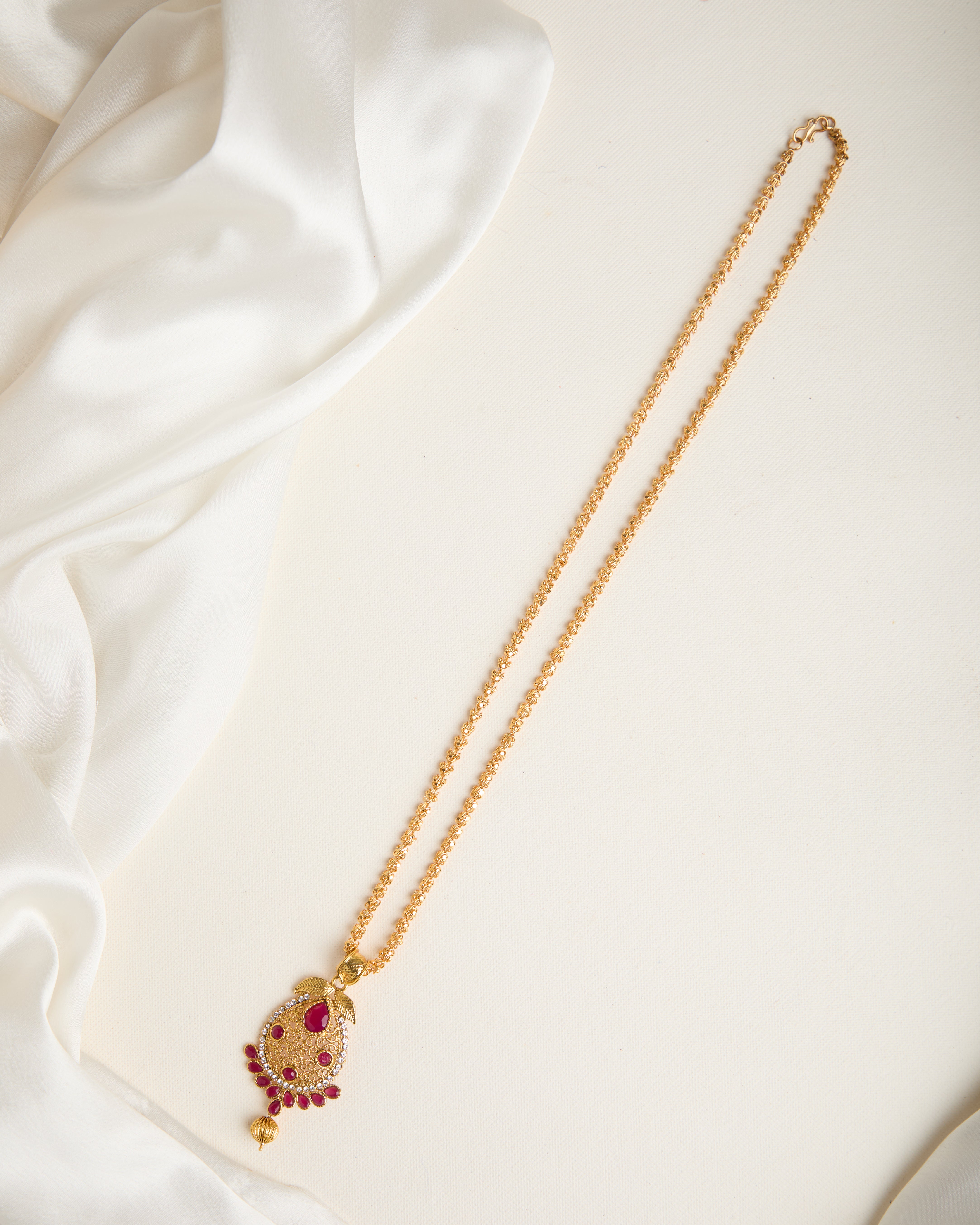 Traditional Gold Plated Stone Studded Necklace Set