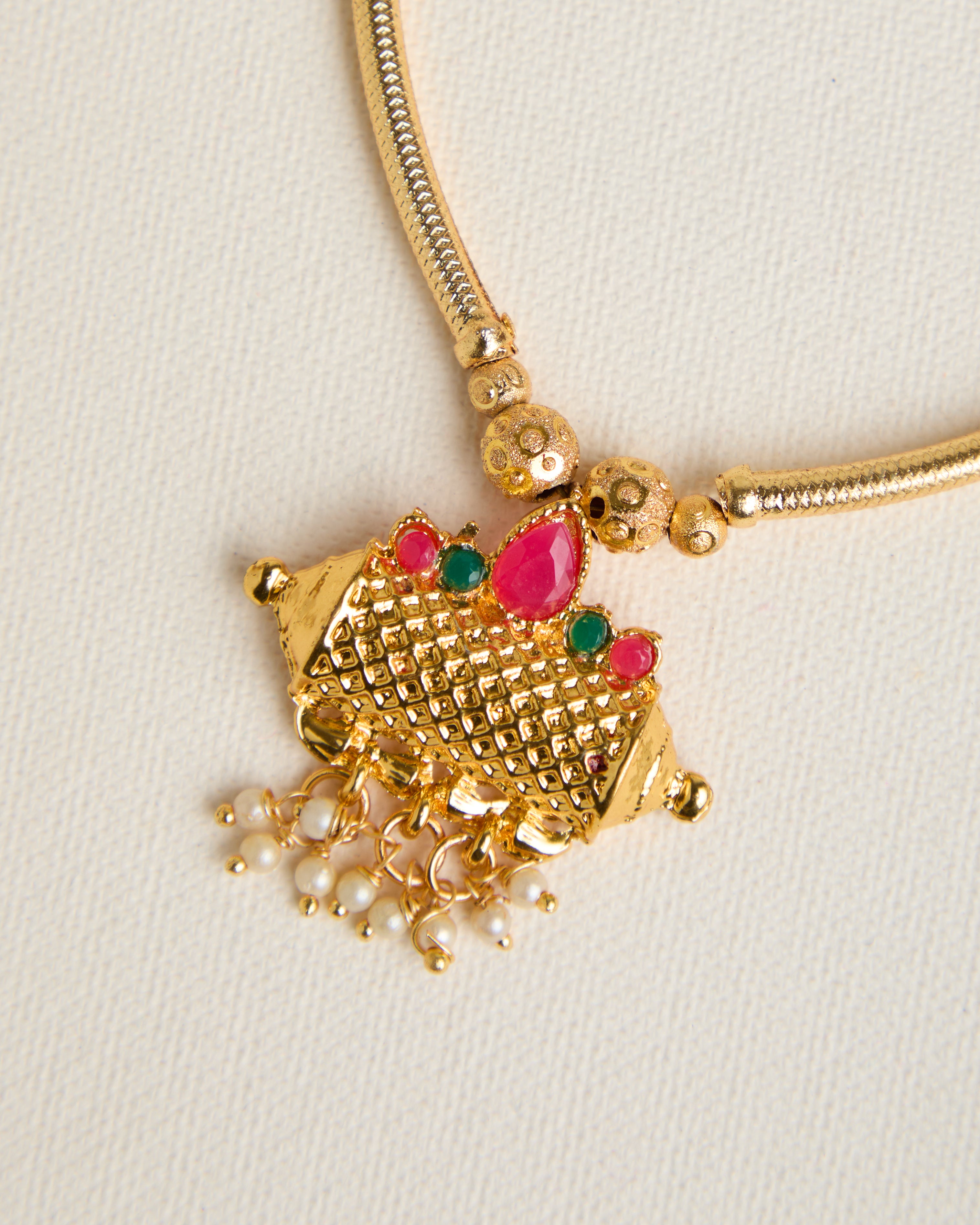 Gold Plated Stone Studded Maharashtrian Thushi Necklace for Women