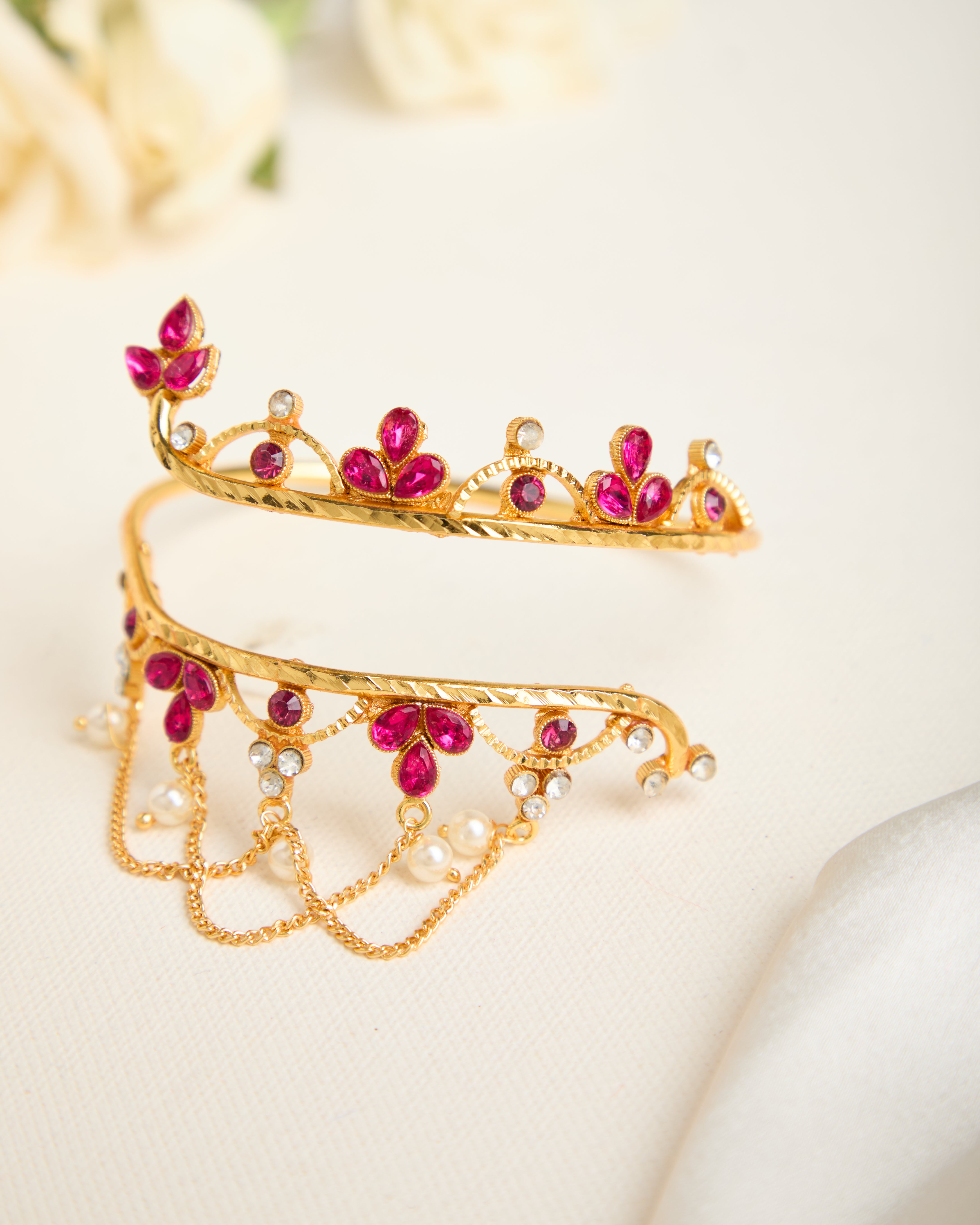 Full Gold Plated Red Stone Vaki Bajubandh