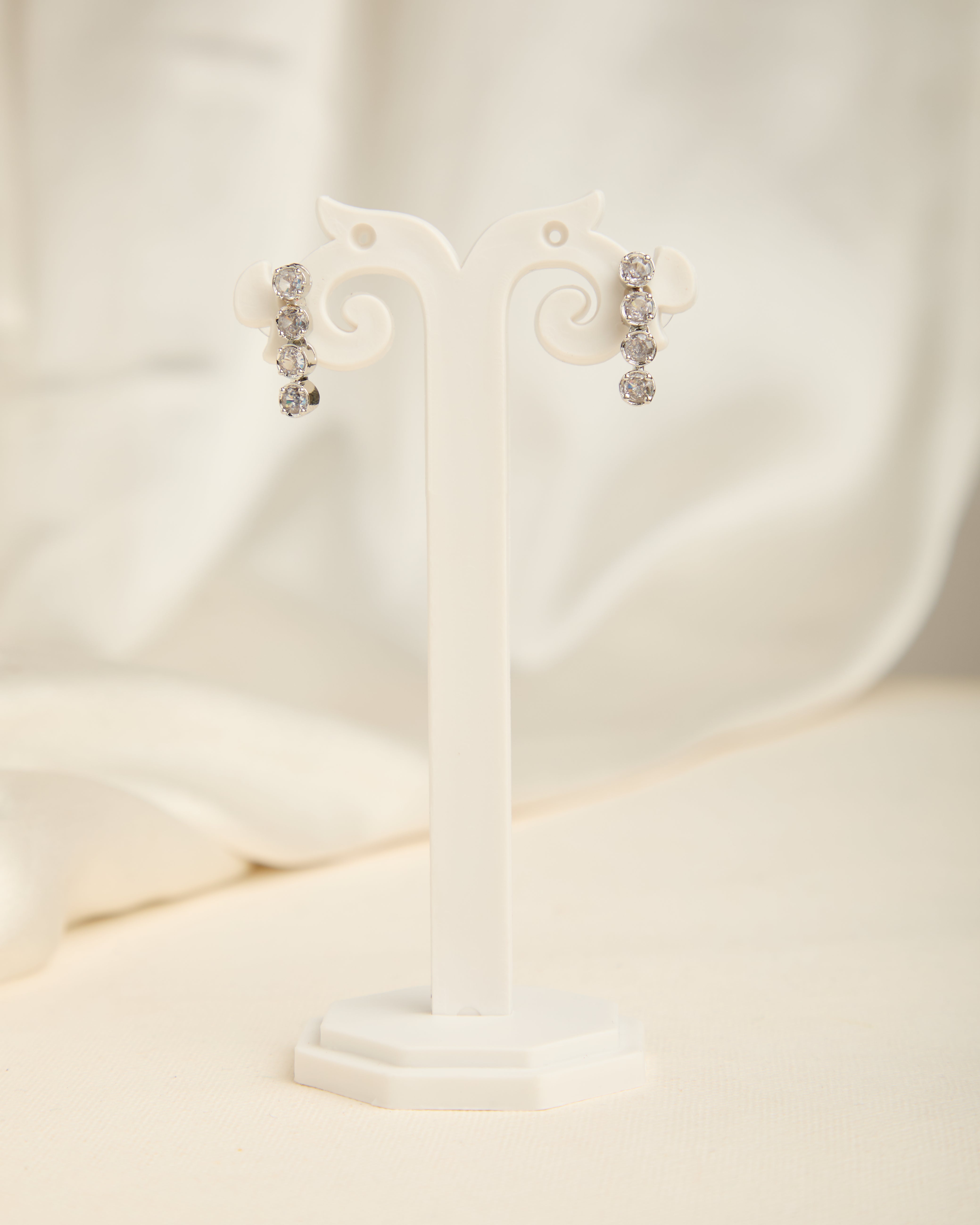 Rhodium and Silver Plated White American Diamond Studded Necklace Set