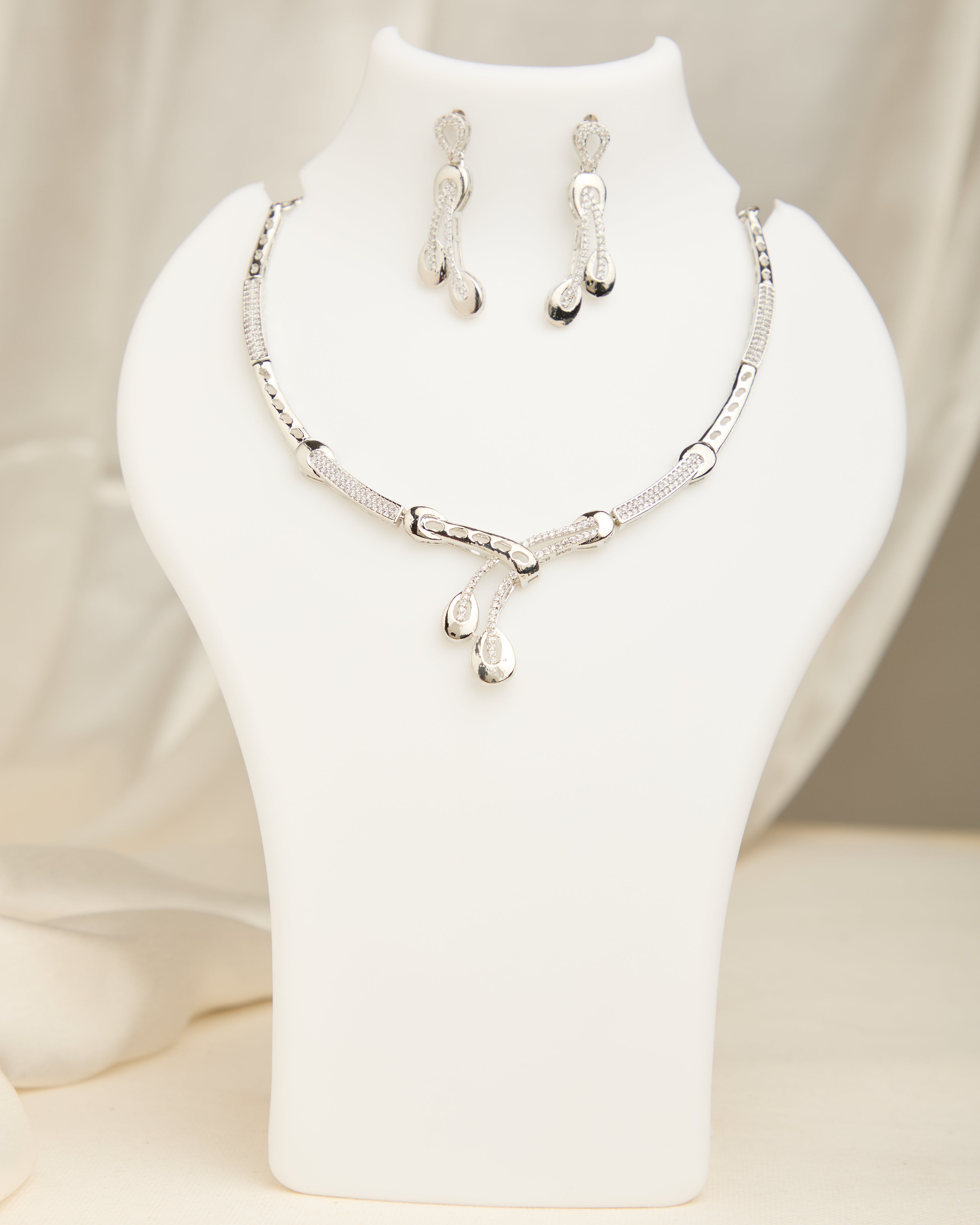 Sparkling Elegance American Diamond Studded Necklace Set