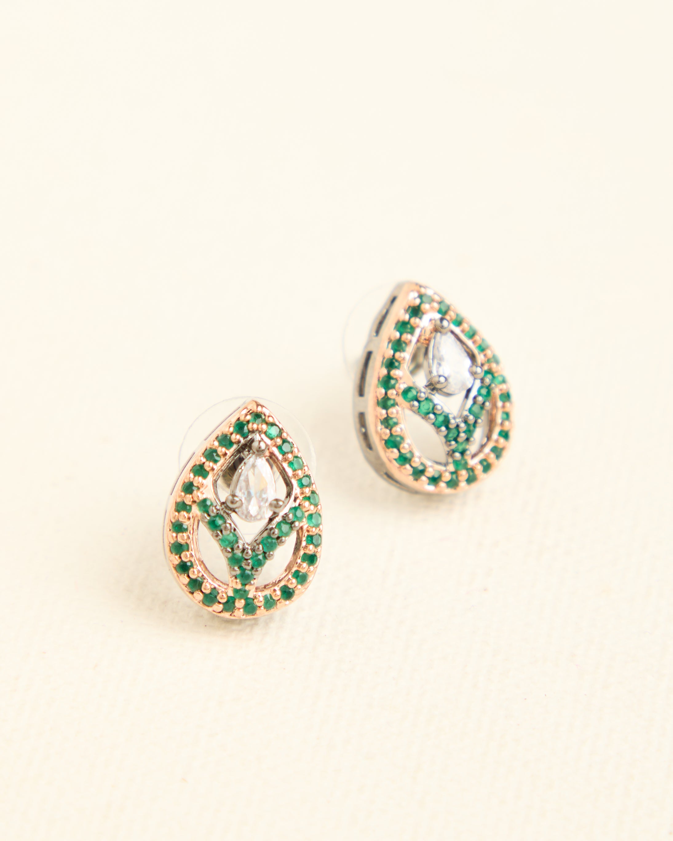 Women Gold-Plated Diamond Studded Earrings Stud for Women