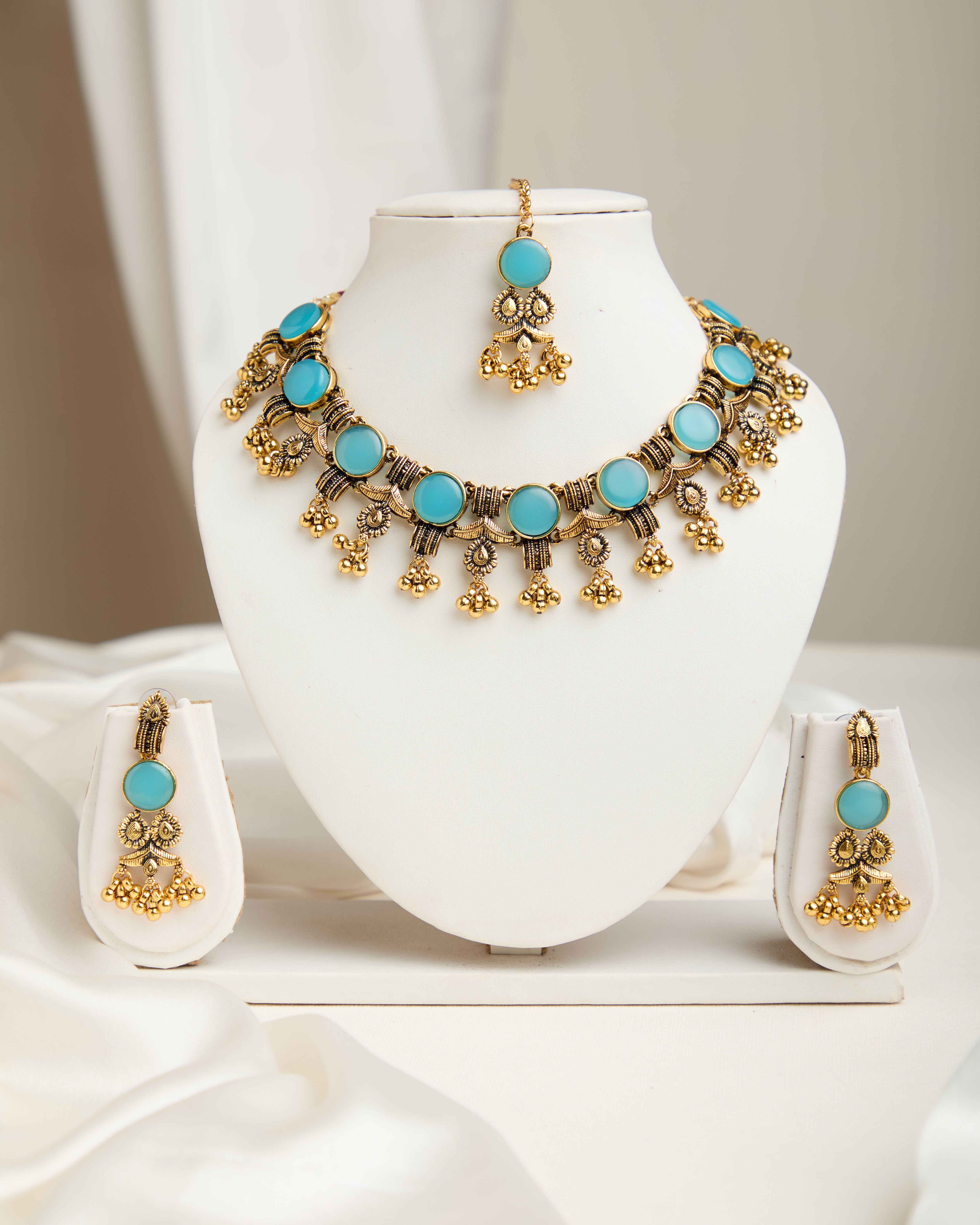 Delicate Zircon Necklace Studded with Firozi Colour Stones