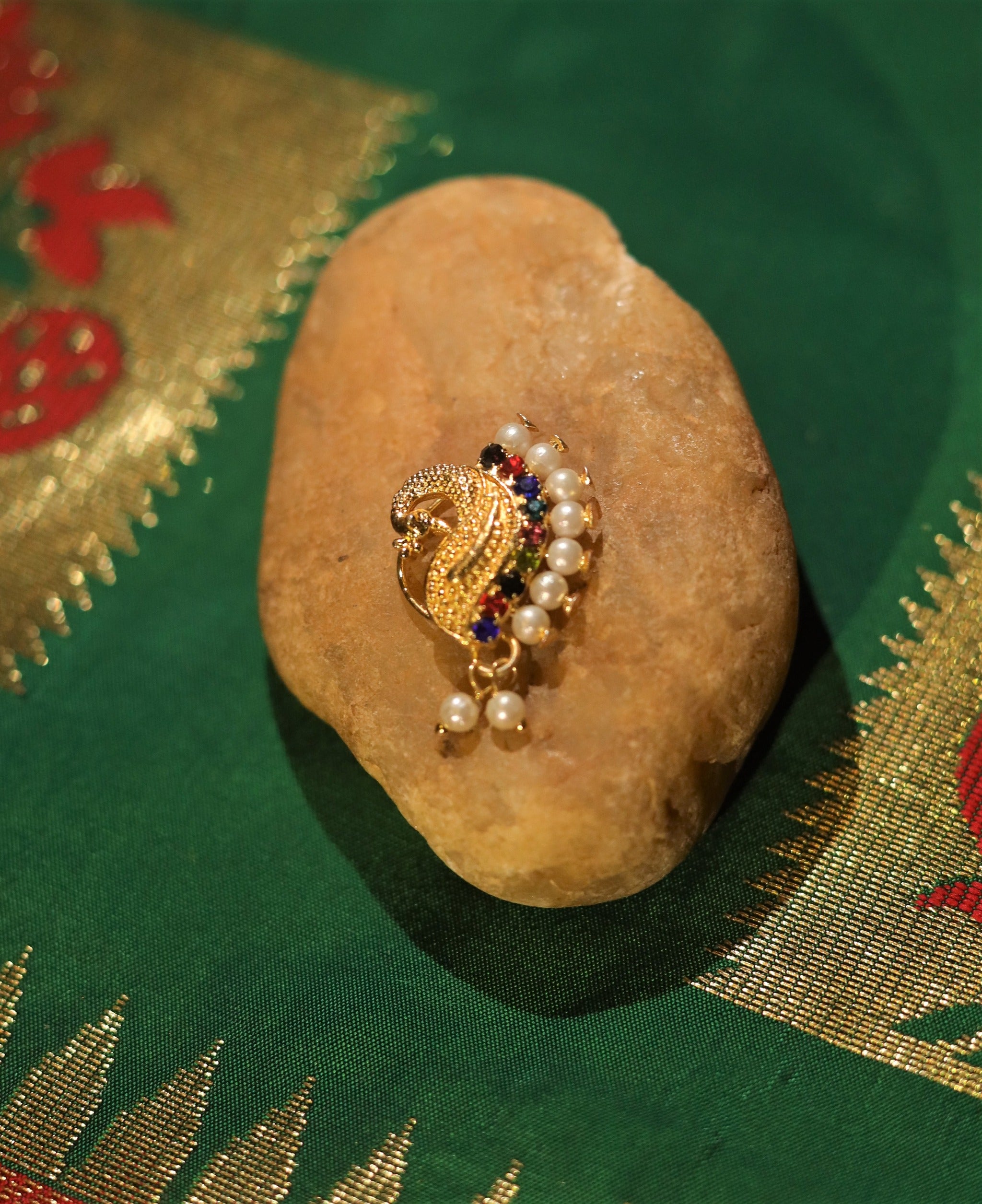 Ethnic Maharashtrian Traditional Peacock Nath