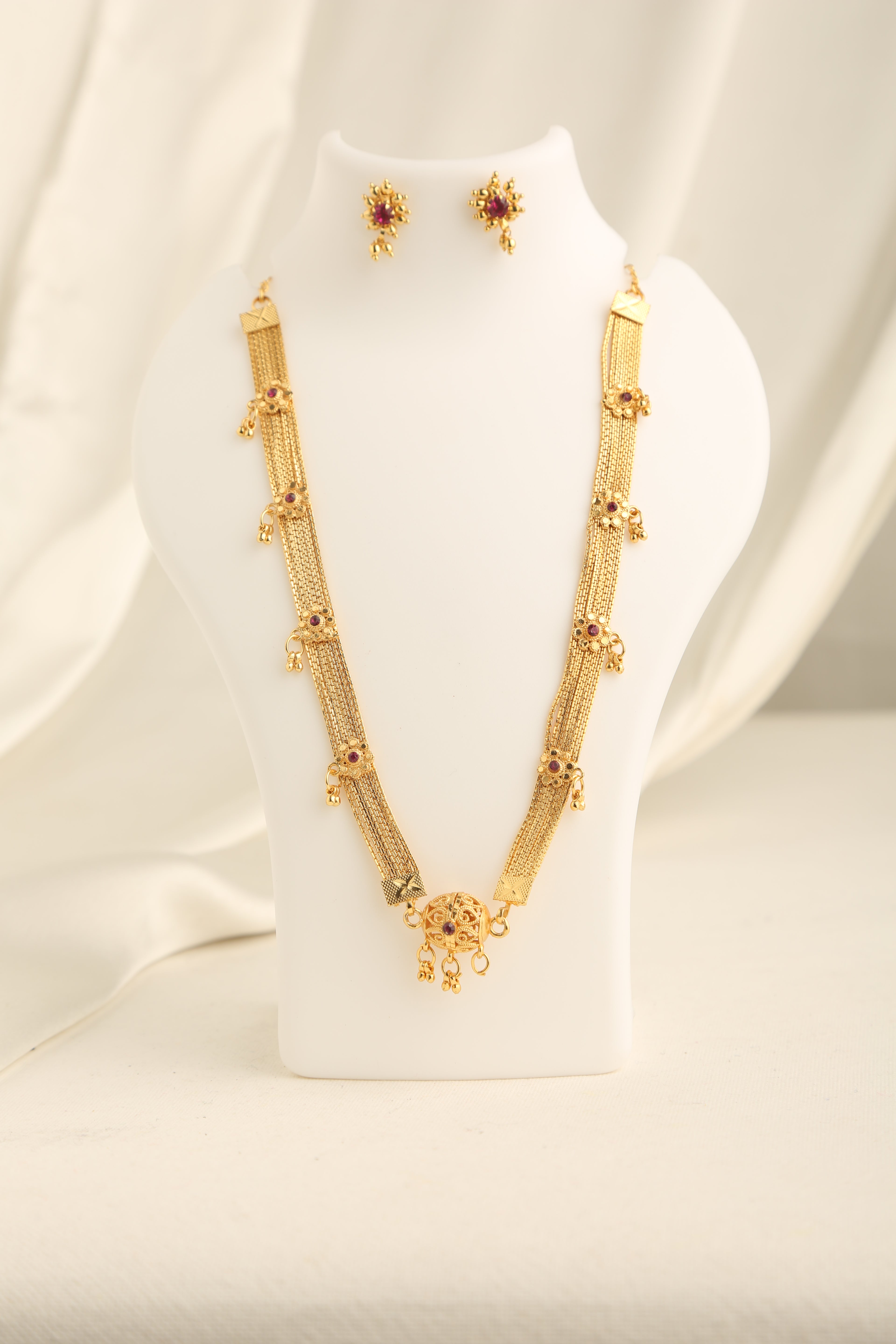 Gold Plated Stone Studded Necklace set with Earrings